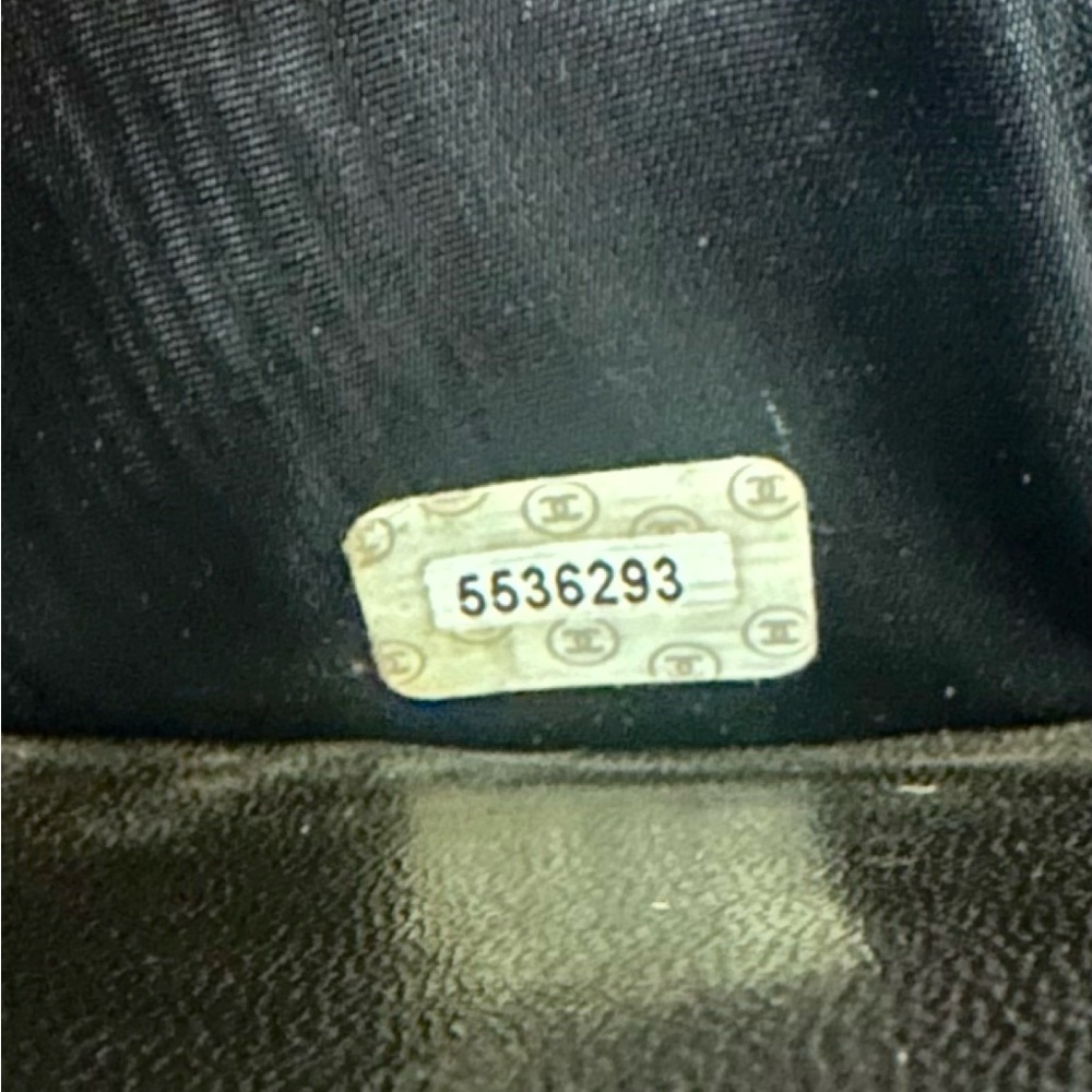 Chanel Mini Leather Wallet - Picture 7 of 12